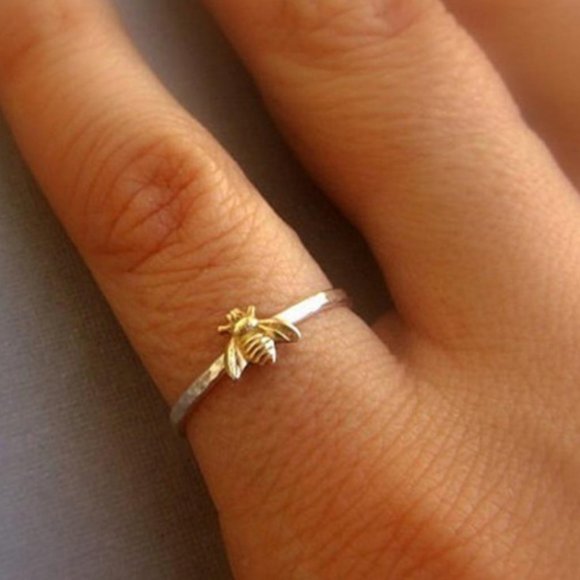 NEW 925 Silver Two Tone Gold Bee Ring - Picture 2 of 2